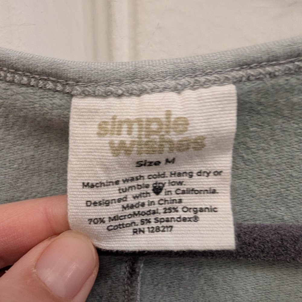 Simple Wishes Aspen Fleece Nursing Pullover - Picture 3 of 4